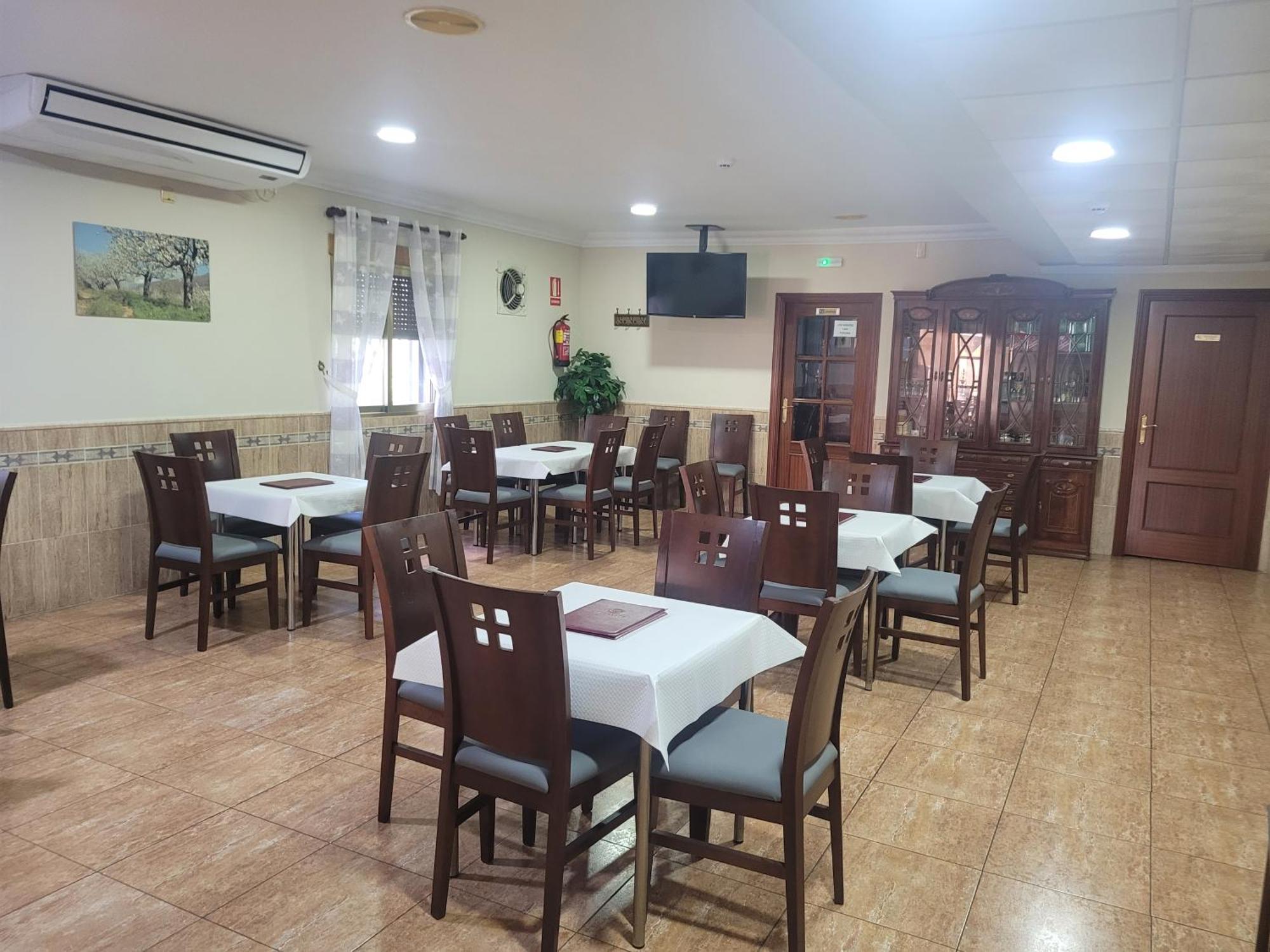 Hostal Restaurante El Paraiso Don Benito Exterior foto