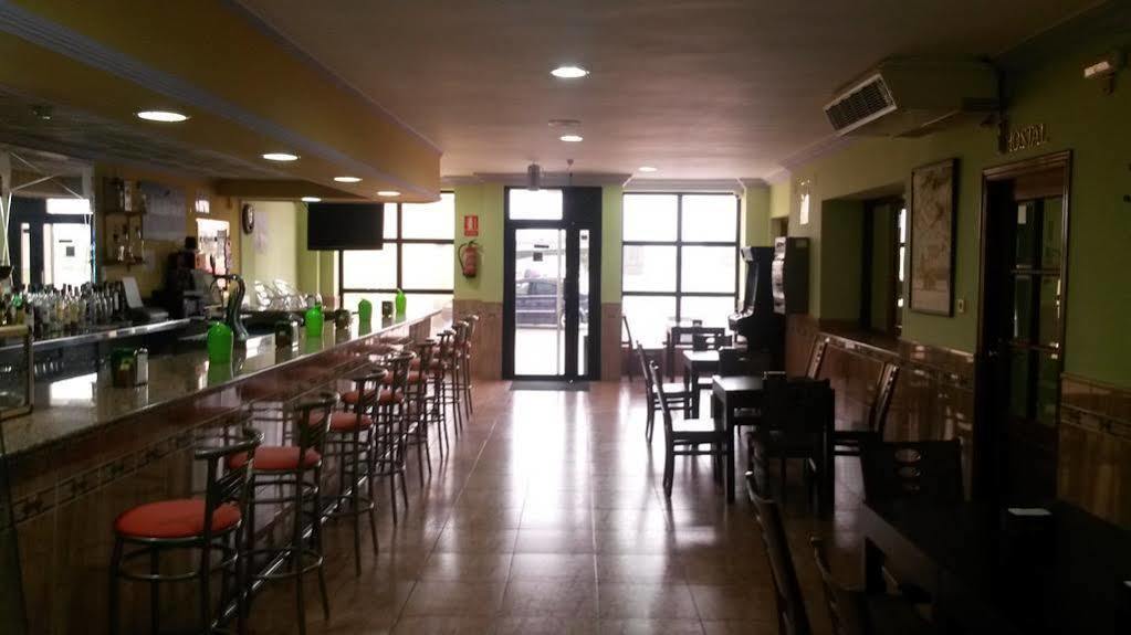 Hostal Restaurante El Paraiso Don Benito Exterior foto